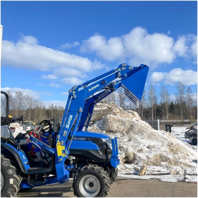 Etukuormaaja Solis 26