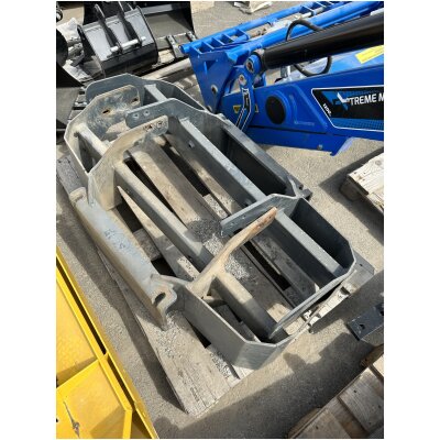 Avant takatyölaite Kiinnike